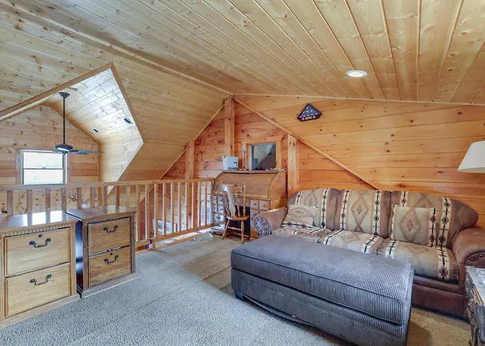 Holiday home 2 Mi To Skiing: Casper W/ Mtn Views!