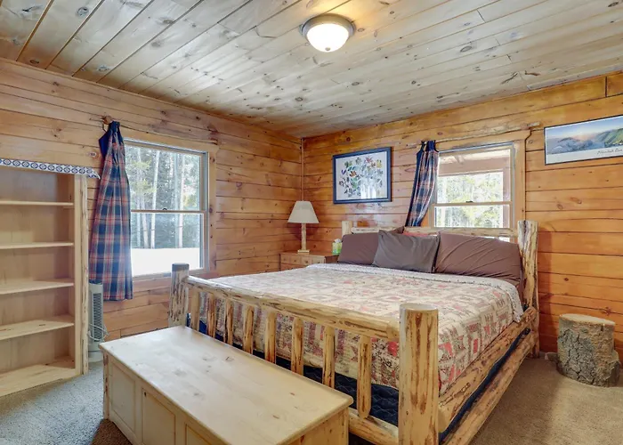 2 Mi To Skiing: Casper W/ Mtn Views! Holiday home